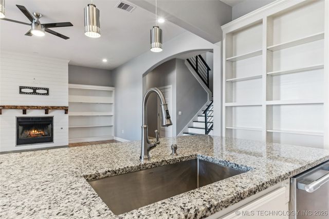 24733 W Old Highway 33 Highway, Sapulpa, OK 74066