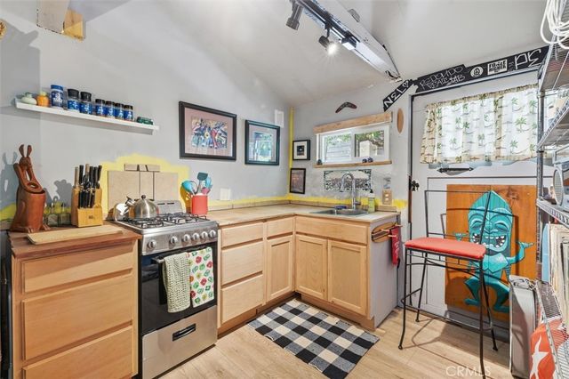 222 S Broadway, Redondo Beach, CA 90277