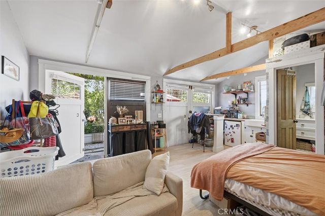 222 S Broadway, Redondo Beach, CA 90277