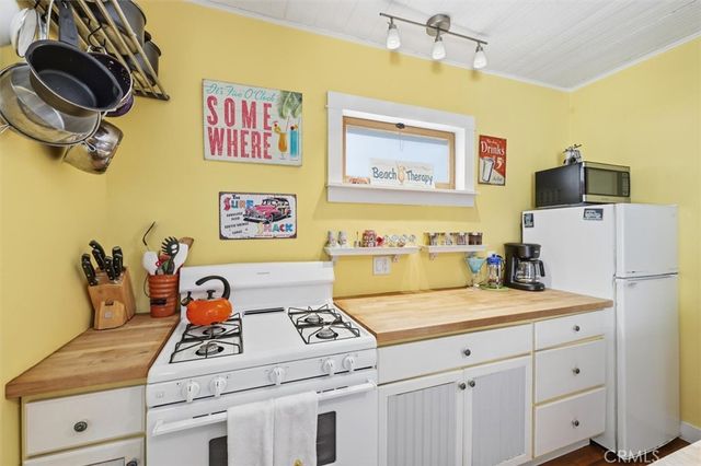 222 S Broadway, Redondo Beach, CA 90277