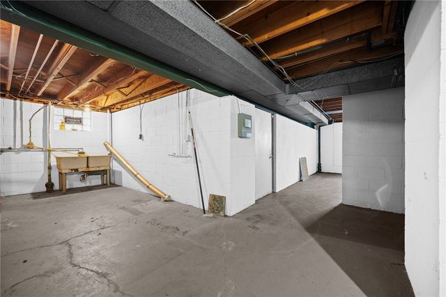 7321 Everton, Homewood Brushton, PA 15206