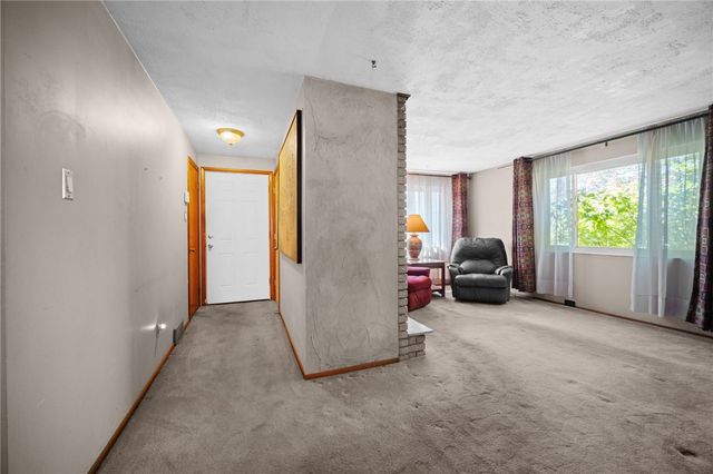 7321 Everton, Homewood Brushton, PA 15206