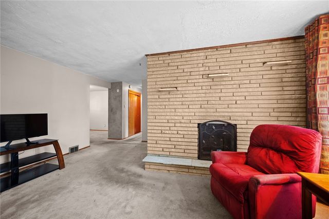 7321 Everton, Homewood Brushton, PA 15206