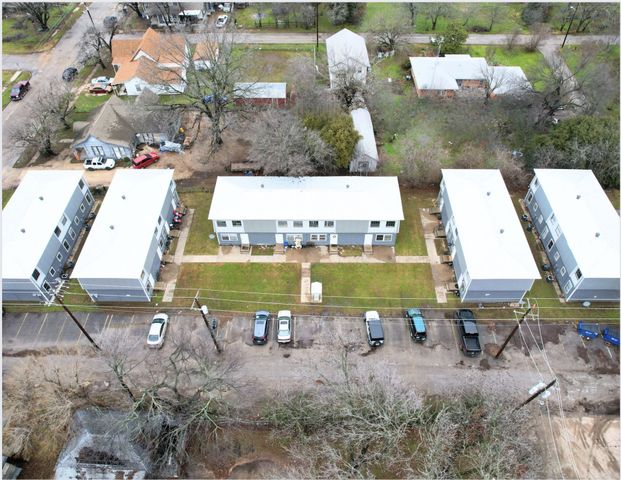 208 N Church Street, Hillsboro, TX 76645