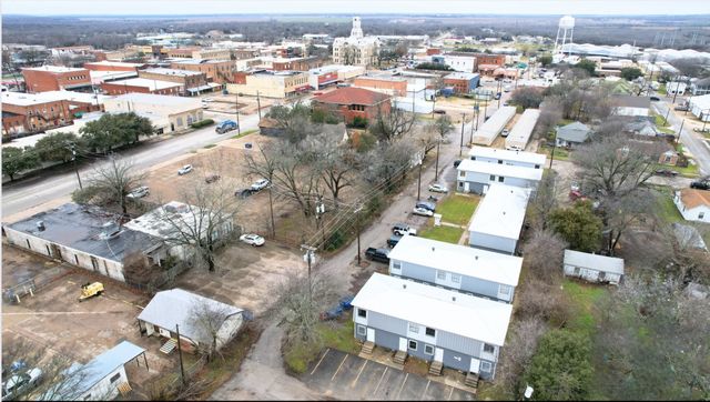 208 N Church Street, Hillsboro, TX 76645