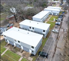 208 N Church Street, Hillsboro, TX 76645