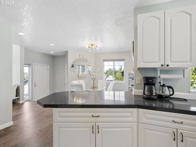 7042 Se 116TH Ave, Portland, OR 97266