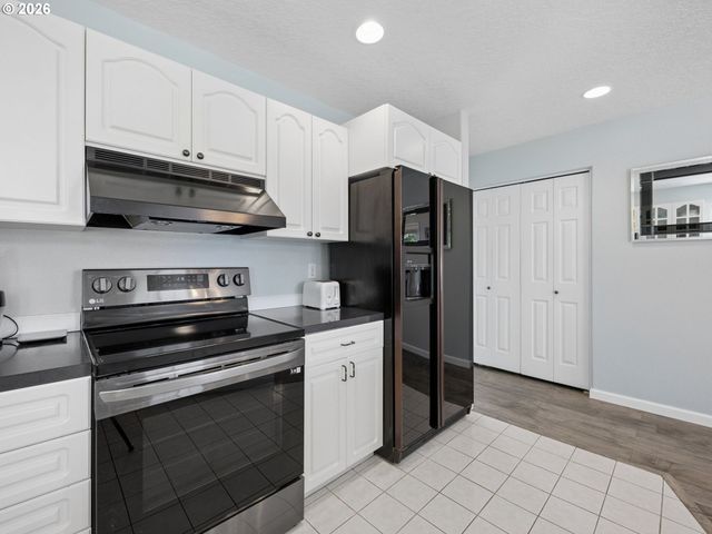 7042 Se 116TH Ave, Portland, OR 97266