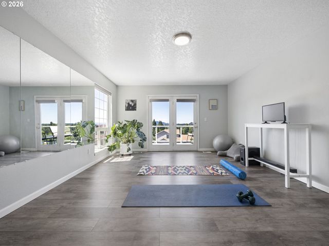 7042 Se 116TH Ave, Portland, OR 97266