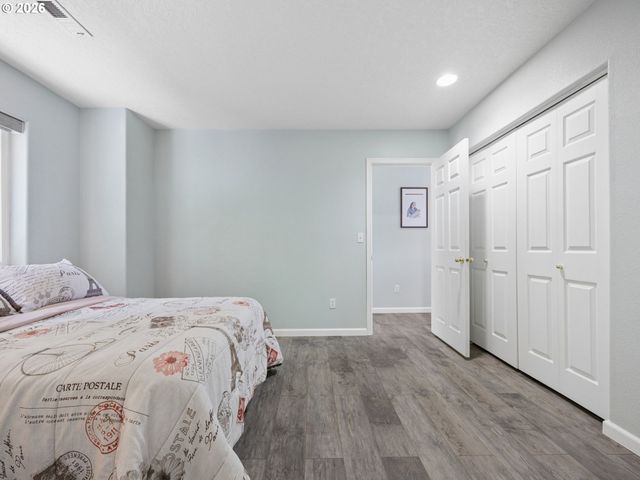 7042 Se 116TH Ave, Portland, OR 97266