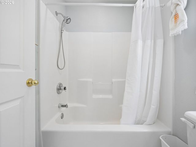 7042 Se 116TH Ave, Portland, OR 97266