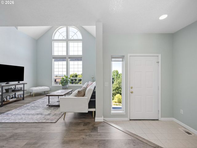 7042 Se 116TH Ave, Portland, OR 97266