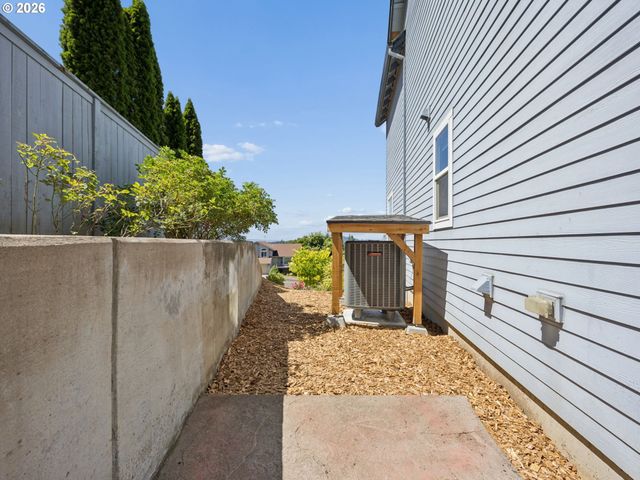 7042 Se 116TH Ave, Portland, OR 97266