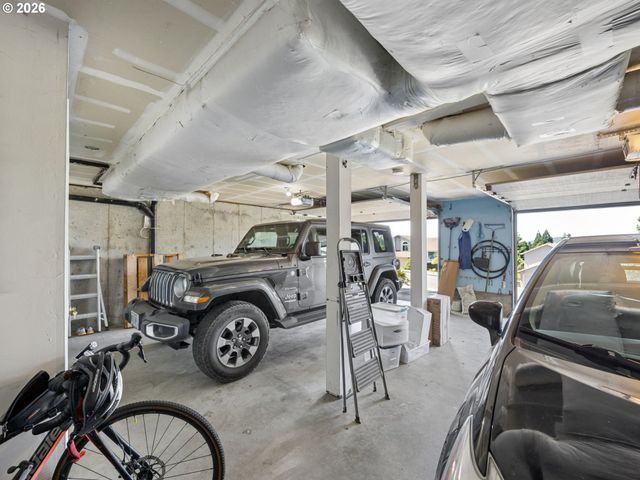 7042 Se 116TH Ave, Portland, OR 97266