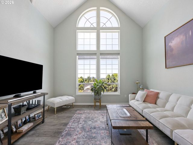 7042 Se 116TH Ave, Portland, OR 97266