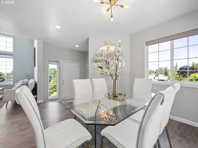 7042 Se 116TH Ave, Portland, OR 97266