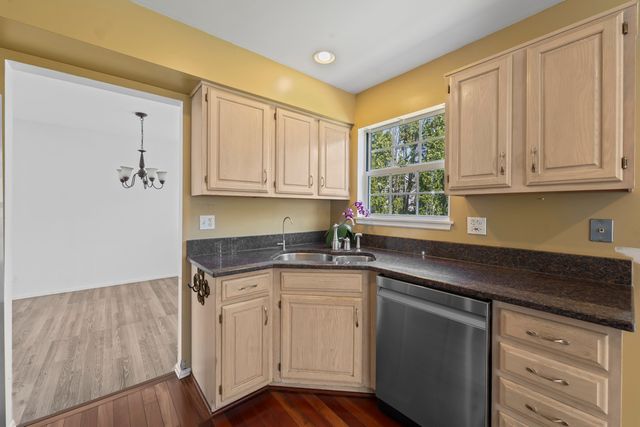 1797 Copperfield Lane, Crystal Lake, IL 60014