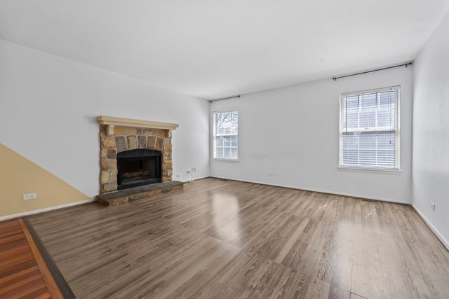 1797 Copperfield Lane, Crystal Lake, IL 60014