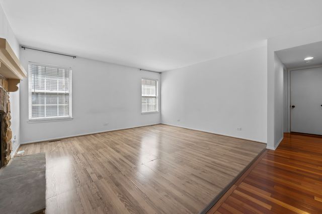 1797 Copperfield Lane, Crystal Lake, IL 60014