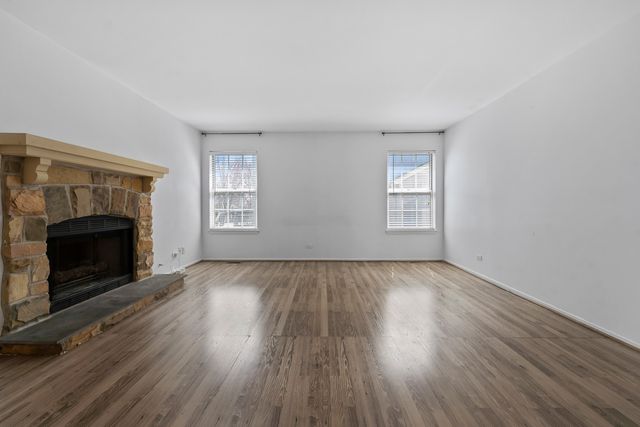 1797 Copperfield Lane, Crystal Lake, IL 60014