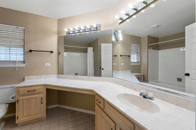 1797 Copperfield Lane, Crystal Lake, IL 60014