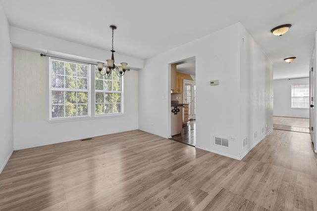 1797 Copperfield Lane, Crystal Lake, IL 60014