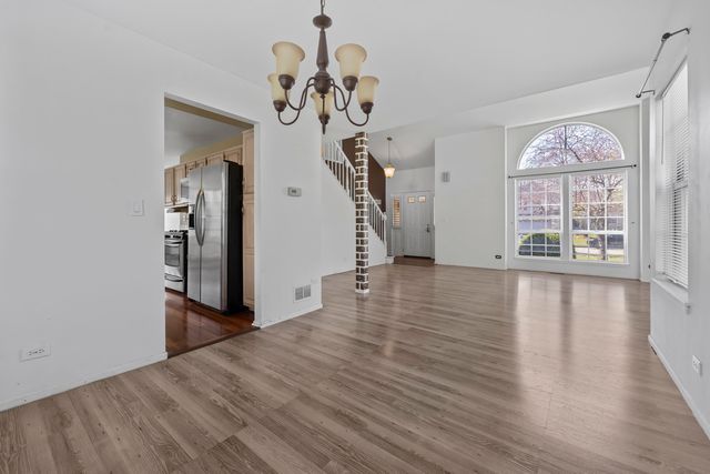 1797 Copperfield Lane, Crystal Lake, IL 60014