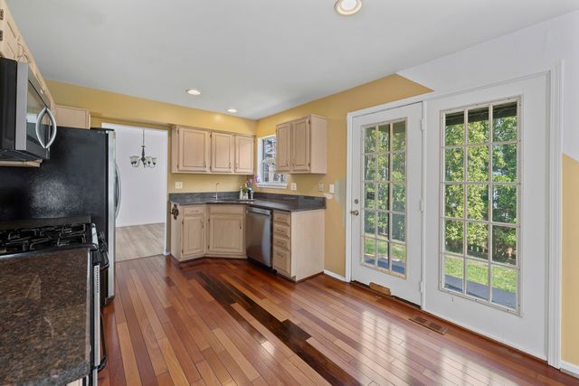 1797 Copperfield Lane, Crystal Lake, IL 60014