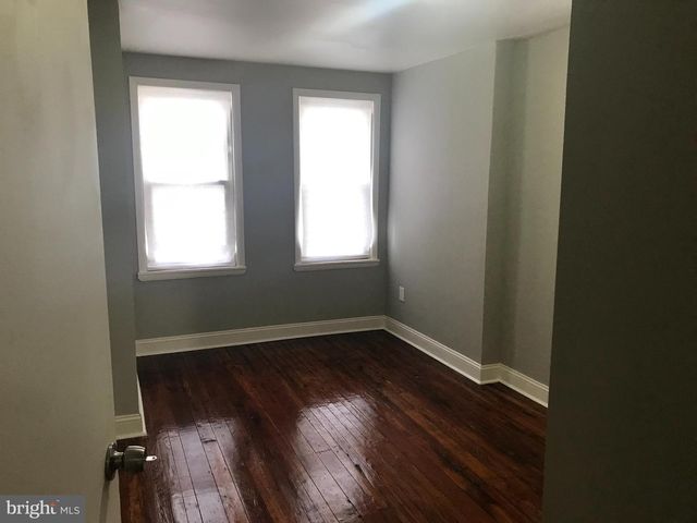 1735 EDGLEY ST, Philadelphia, PA 19121