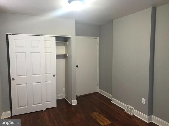 1735 EDGLEY ST, Philadelphia, PA 19121