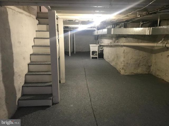 1735 EDGLEY ST, Philadelphia, PA 19121