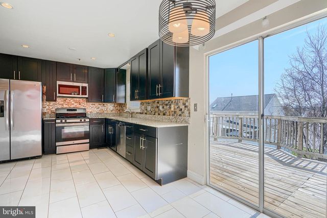 7017 MIGLIORI, District Heights, MD 20747