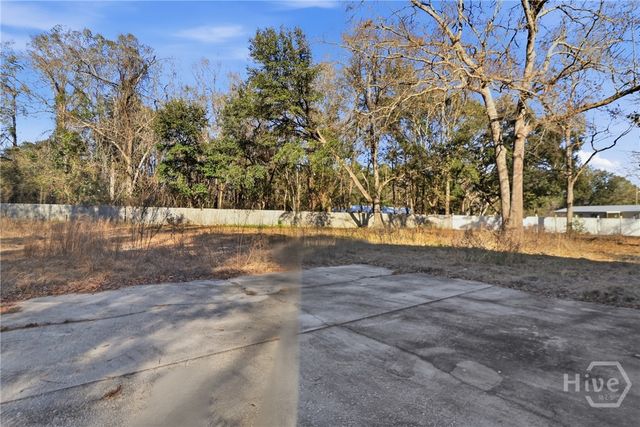 375 Pine Needle Drive, Ellabell, GA 31308