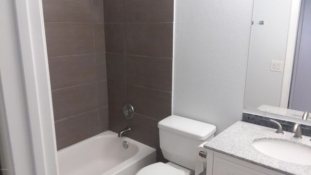 2910 E BROOKWOOD Court, Phoenix, AZ 85048