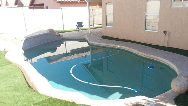 2910 E BROOKWOOD Court, Phoenix, AZ 85048