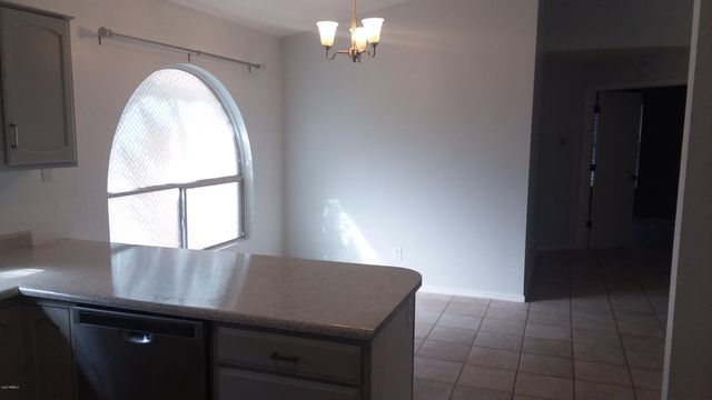 2910 E BROOKWOOD Court, Phoenix, AZ 85048