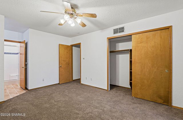 2001 Pinetrail Street, Las Cruces, NM 88012