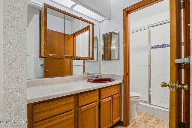 2001 Pinetrail Street, Las Cruces, NM 88012