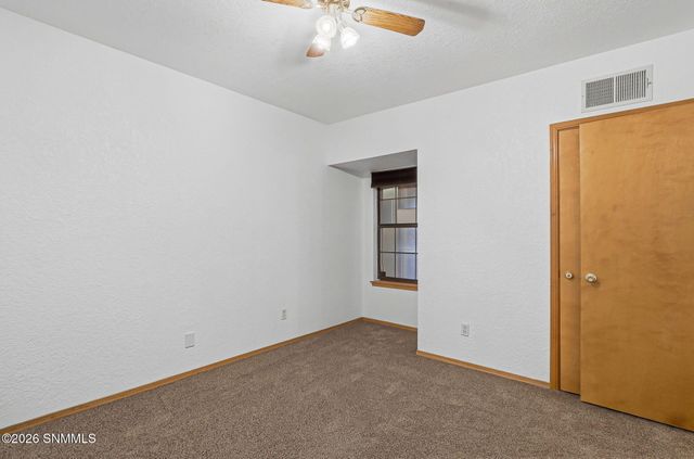 2001 Pinetrail Street, Las Cruces, NM 88012