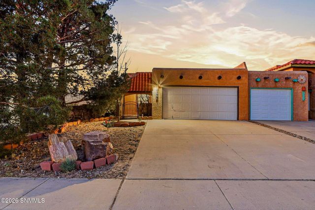 2001 Pinetrail Street, Las Cruces, NM 88012