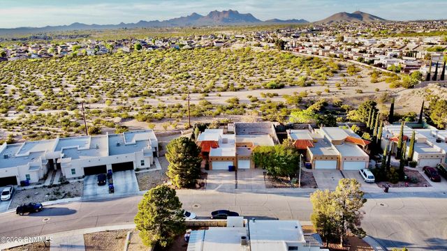 2001 Pinetrail Street, Las Cruces, NM 88012