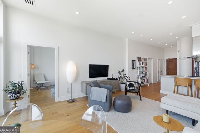 3820 Roswell Road NE 1012, Atlanta, GA 30342