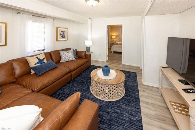 3361 Sandfiddler RD, Virginia Beach, VA 23456