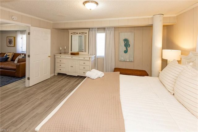 3361 Sandfiddler RD, Virginia Beach, VA 23456