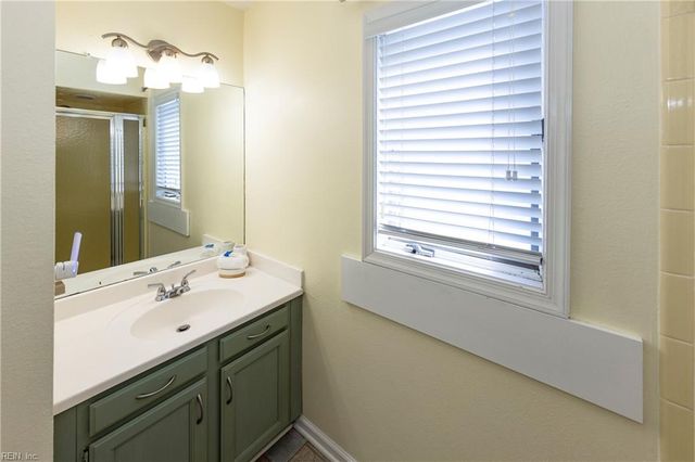 3361 Sandfiddler RD, Virginia Beach, VA 23456