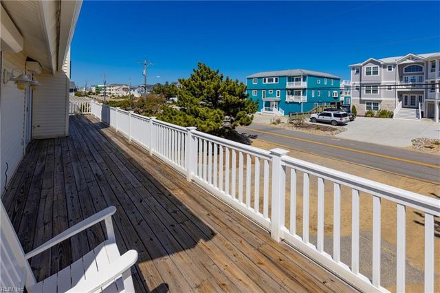 3361 Sandfiddler RD, Virginia Beach, VA 23456