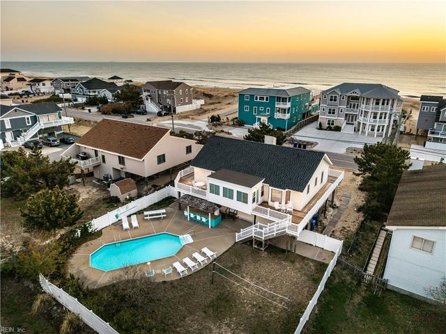 3361 Sandfiddler RD, Virginia Beach, VA 23456