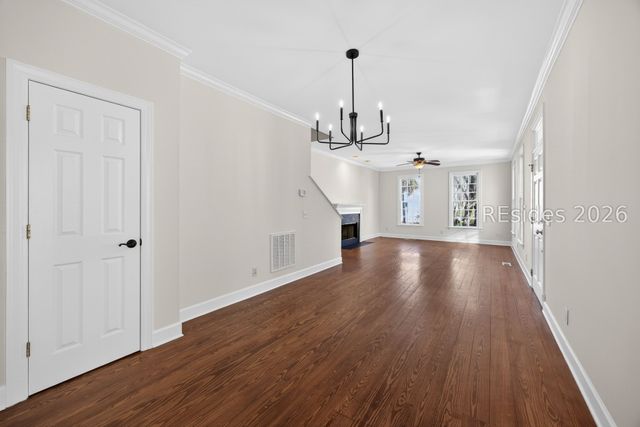 112 Bryan Dr, Beaufort, SC 29902