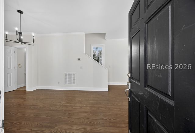 112 Bryan Dr, Beaufort, SC 29902