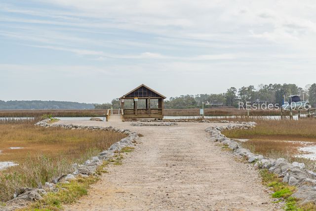 112 Bryan Dr, Beaufort, SC 29902